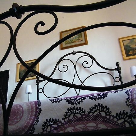 B&B Il Glicine Montefollonico Номер фото